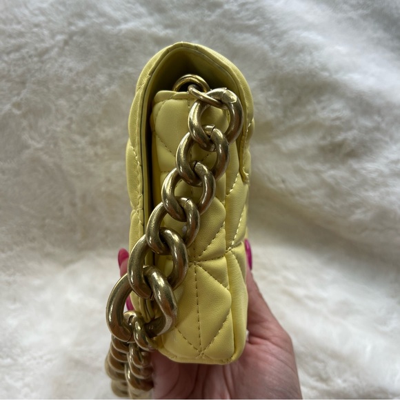 NWOT Yellow Vegan Leather Shoulder Bag - Picture 7 of 8